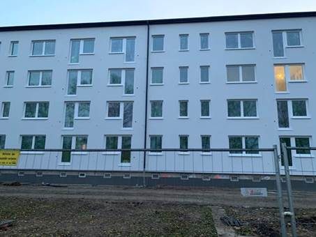Fassade-fertig-fuer-Balkone-_Leinefelde-Konrad-Martin-Strasse-01