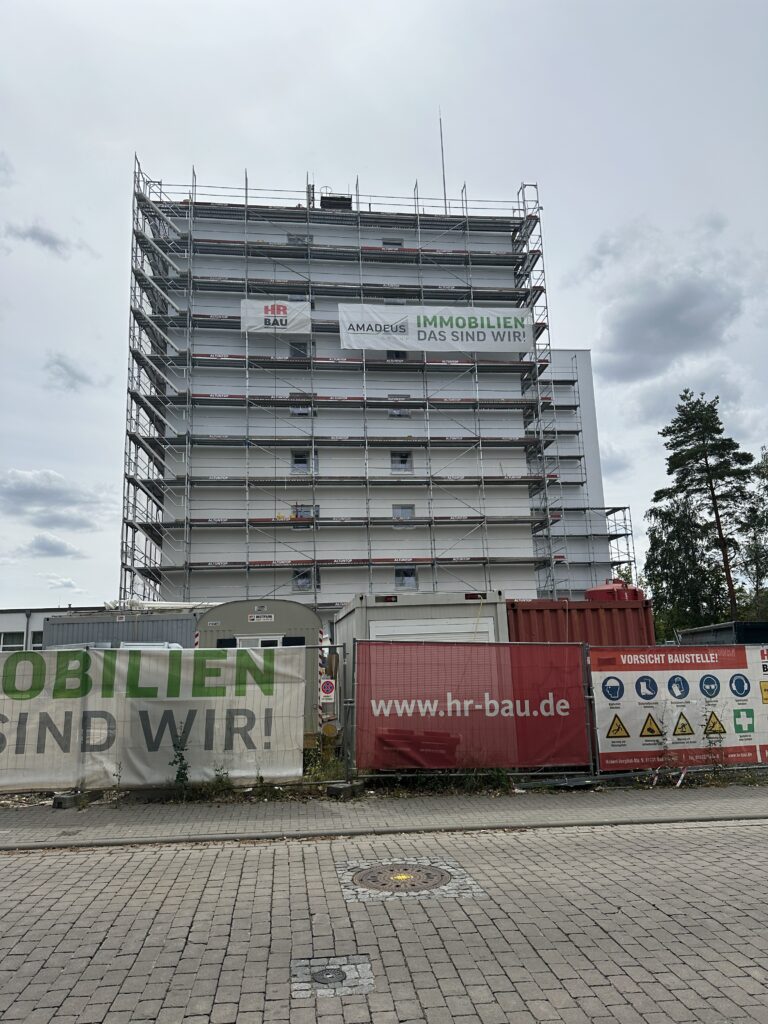 Stadtallendorf, Am Lohpfad 30 zum Beginn der Baumaßnahmen BONDA