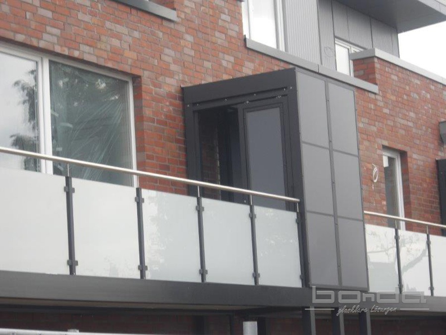 balkon-balkonanbau-balkonsystem-anbaubalkon-balkon-balkonbau-balkonsysteme-aluminiumbalkon-betonbalkon-zeitungsartikel-norderstedt-ulzburger-strasse