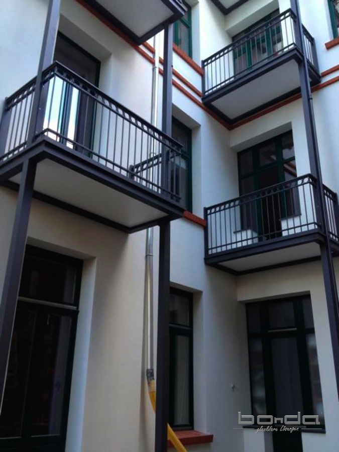 balkonanbau balkonbau balkone balkonmontage hamburg schrammweg 002
