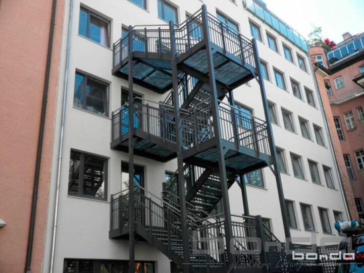balkonbau-balkonanbau-balkonsystem-muenchen-numphenburgerstrasse