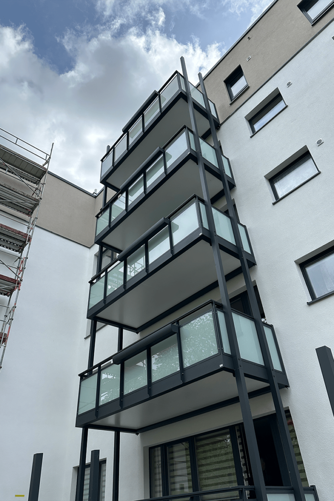 goettingen rodeweg 2 - BONDA Balkon- und Glasbau GmbH